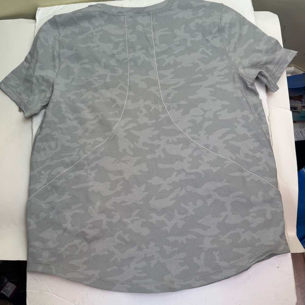 Lululemon Long Distance Camo Short Sleeve Shirt Crew Top Tee Swiftly Stretch 8 - Picture 9 of 16